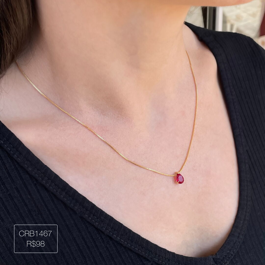 Colar de Gota Vermelha Delicada Dourada